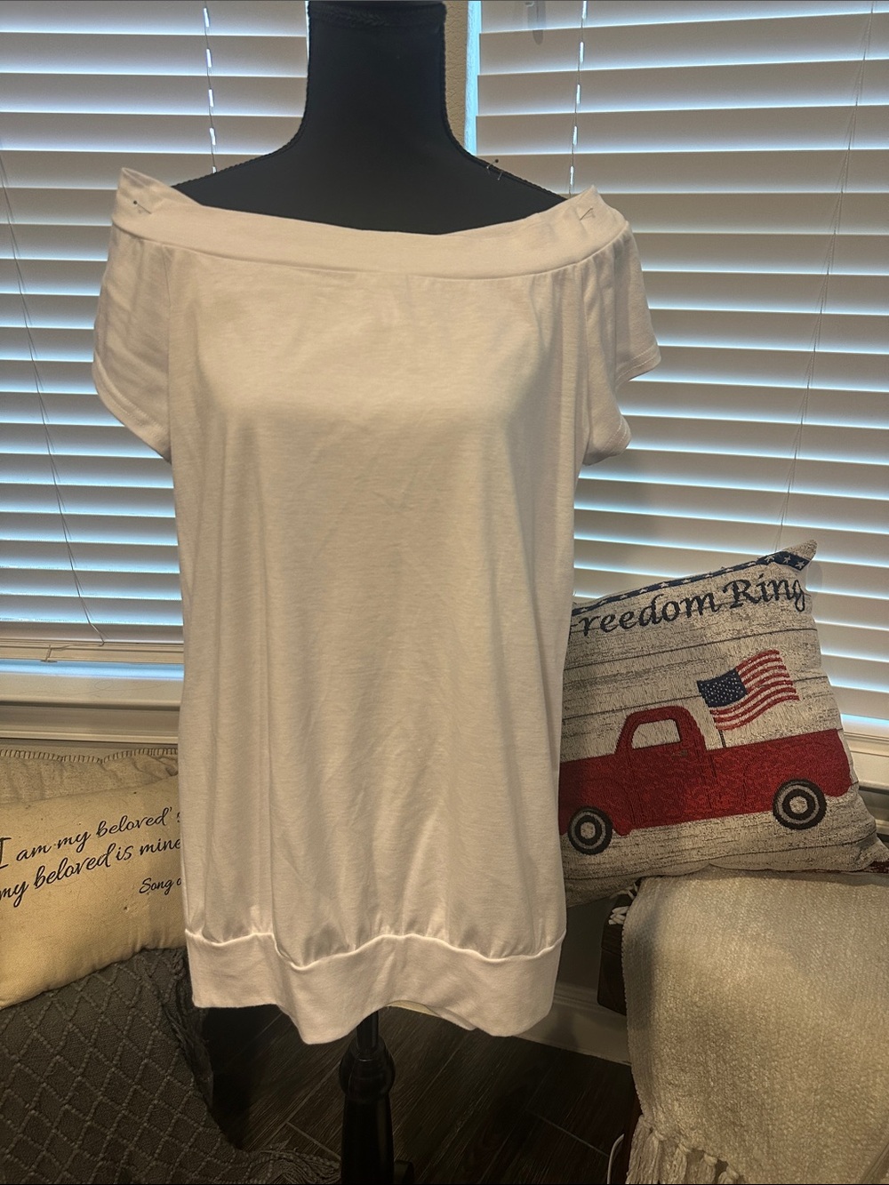 White Off-Shoulder Short Sleeve Tunic Top